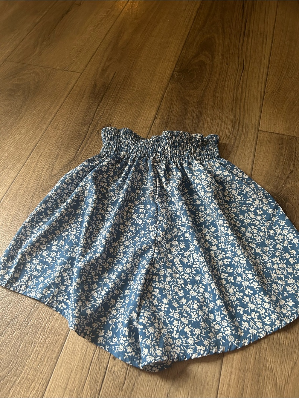 SHEIN Blue Floral high waist shorts